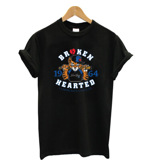 Broken hearted bear varsit tiger T-shrit